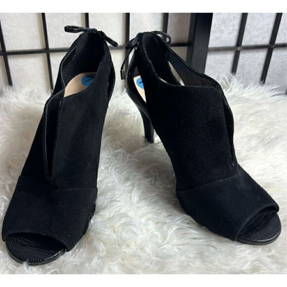 Nine West Andre Black Suede Heels - Picture 1 of 7